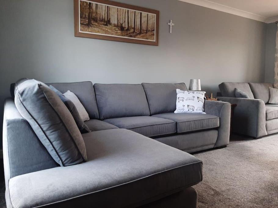 Vila Huge Garden House For Contractors And Families Ollerton Exteriér fotografie